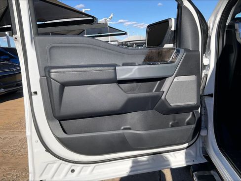 Used 2022 Ford F150 Lariat w/ Equipment Group 501A Mid image 21