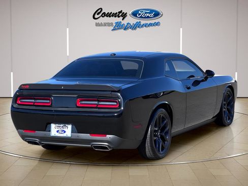 Used 2020 Dodge Challenger R/T w/ Driver Convenience Group image 25