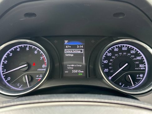 Certified 2020 Toyota Camry SE w/ Convenience Package FWD image 23