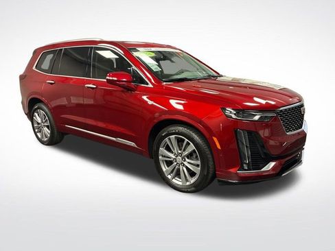 Certified 2023 Cadillac XT6 Premium Luxury w/ Technology Package FWD image 7