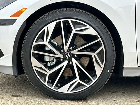 New 2025 Hyundai Ioniq 6 SEL image 5