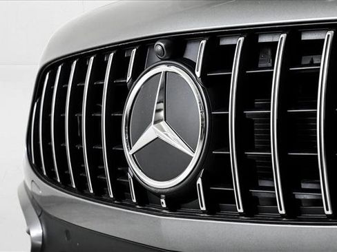 New 2026 Mercedes-Benz GLA 35 AMG 4MATIC image 3