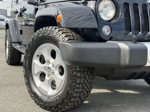 Used 2014 Jeep Wrangler Unlimited Sahara w/ Max Tow Package image 3