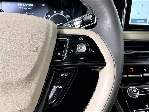 Used 2022 Lincoln Corsair FWD w/ Equipment Group 101A image 19