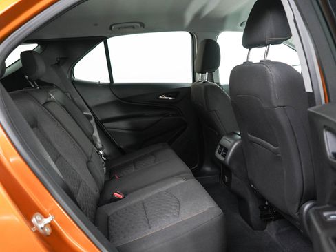 Used 2018 Chevrolet Equinox LT AWD/4WD image 12