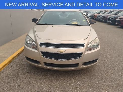 Used 2010 Chevrolet Malibu LS FWD image 11