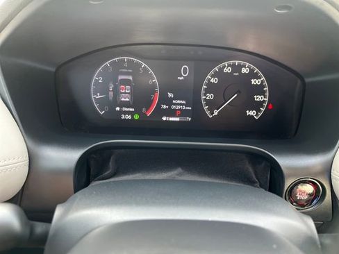 Certified 2023 Honda HR-V LX image 32