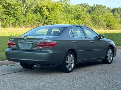 Used 2005 Lexus ES 330 w/ Preferred Accessory Pkg FWD image 40