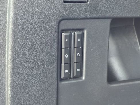 Certified 2023 Ford Expedition Platinum image 33