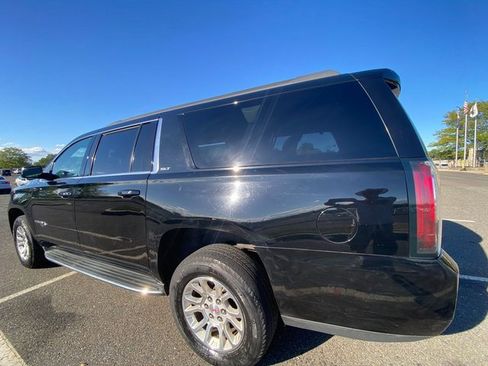 Used 2019 GMC Yukon XL SLT image 8