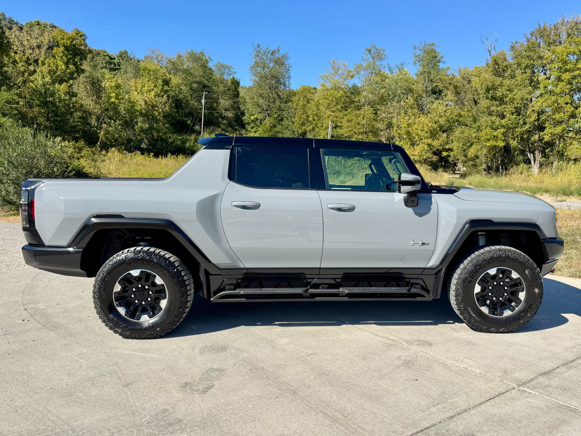 Used 2025 GMC Hummer EV 3X w/ Extreme Off-Road Package AWD/4WD image 10