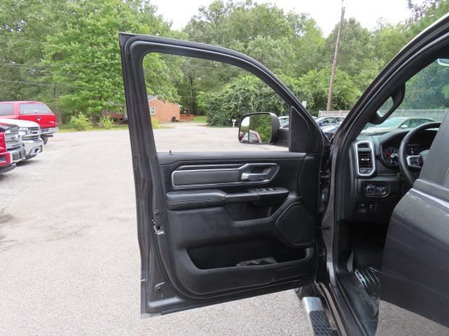 Used 2019 RAM 1500 Big Horn AWD/4WD image 16