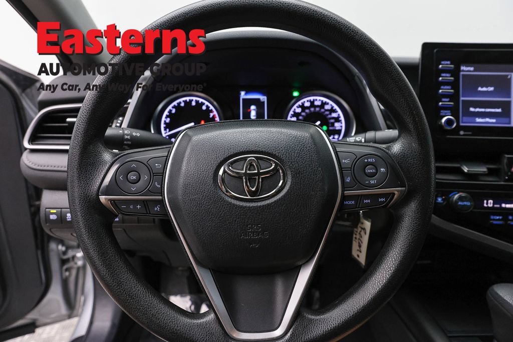 Used 2023 Toyota Camry LE FWD image 11