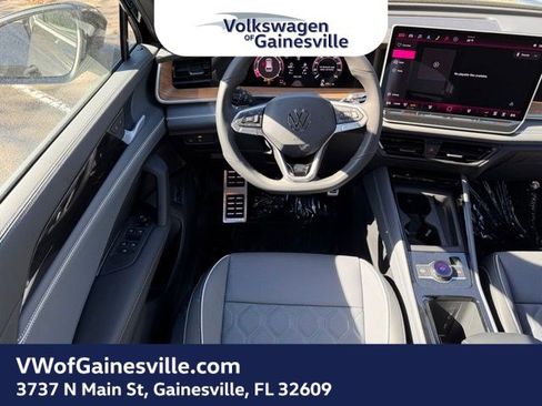 New 2026 Volkswagen Tiguan SEL R-Line image 11