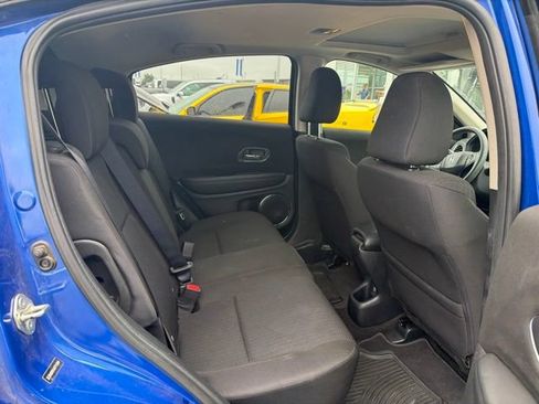 Used 2018 Honda HR-V EX image 14