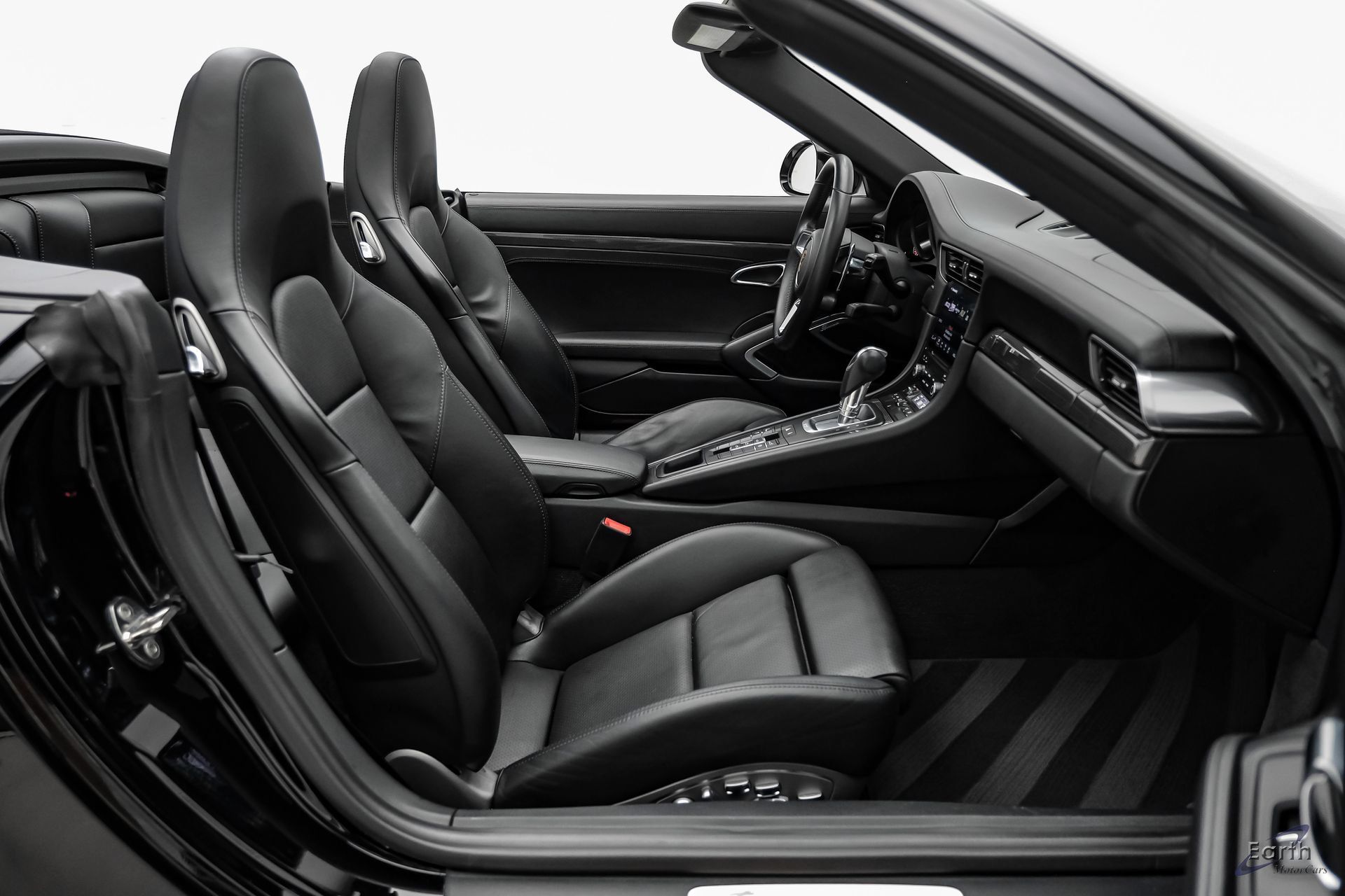 Used 2019 Porsche 911 Turbo S AWD/4WD image 54