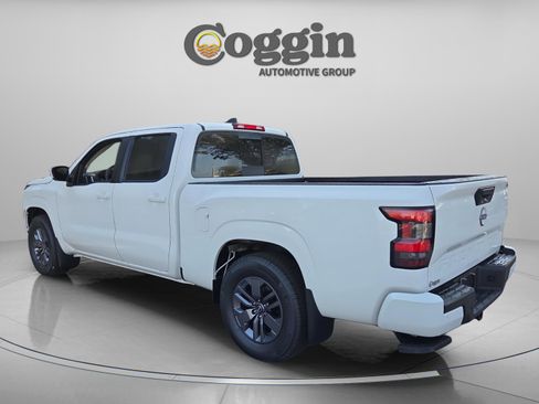 Certified 2026 Nissan Frontier SV w/ All-Weather Content Package RWD image 3