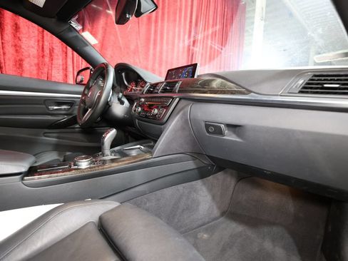 Used 2016 BMW 435i Coupe w/ M Sport Package RWD image 24