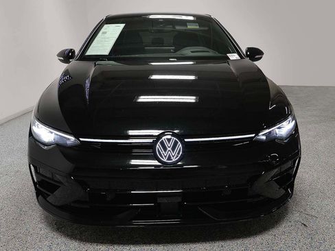 Used 2025 Volkswagen Golf R Black Edition AWD/4WD image 2