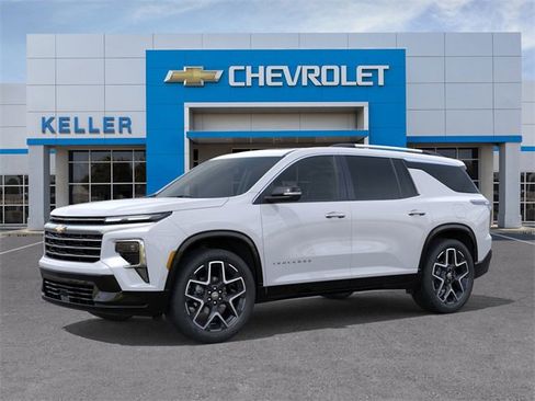 New 2026 Chevrolet Traverse High Country image 2