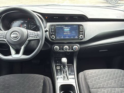 Used 2023 Nissan Kicks SV FWD image 16