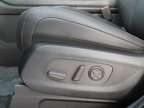 New 2026 Kia Carnival SX image 10