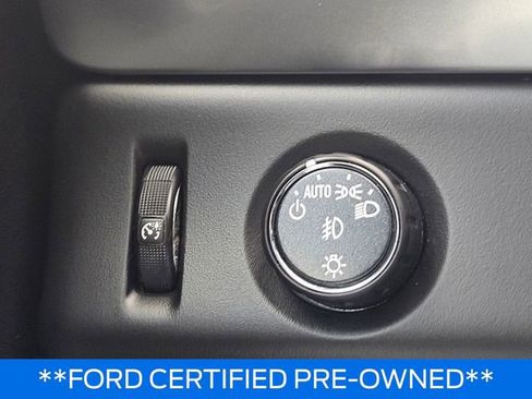 Used 2020 Chevrolet Tahoe LT w/ Luxury Package RWD image 31