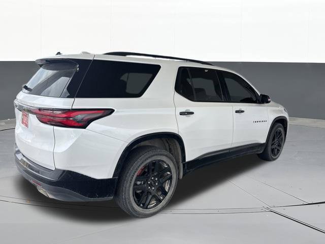 Used 2023 Chevrolet Traverse Premier w/ Redline Edition FWD image 11