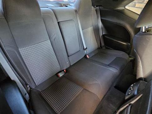 Used 2019 Dodge Challenger SXT RWD image 57