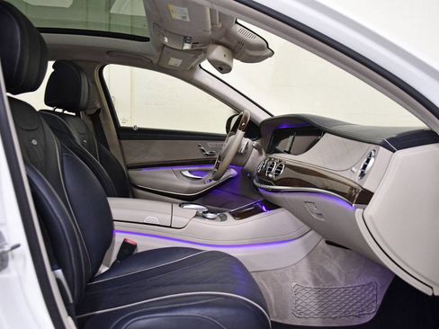 Used 2016 Mercedes-Benz S 550 Sedan image 12