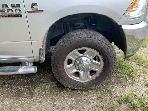 Used 2017 RAM 3500 Tradesman w/ Chrome Appearance Group AWD/4WD image 10