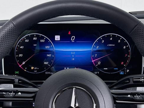 New 2026 Mercedes-Benz CLE 450 4MATIC Coupe image 18