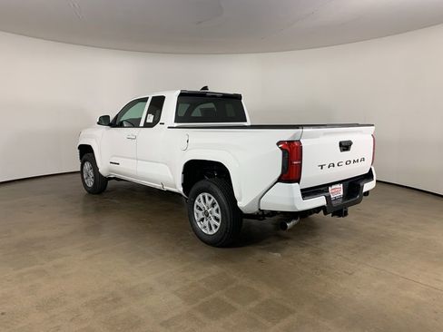 New 2026 Toyota Tacoma SR5 image 13
