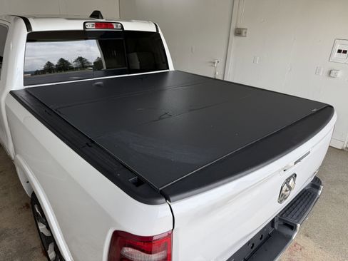 Used 2019 RAM 1500 Limited image 7