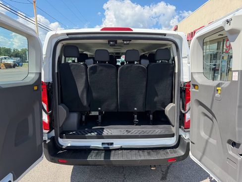 Used 2024 Ford Transit 350 XLT RWD image 23