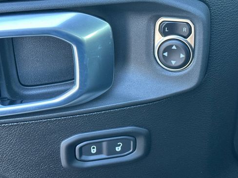 New 2026 Jeep Gladiator Sport image 13