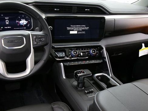 New 2026 GMC Sierra 1500 Denali w/ Denali Reserve Package image 17