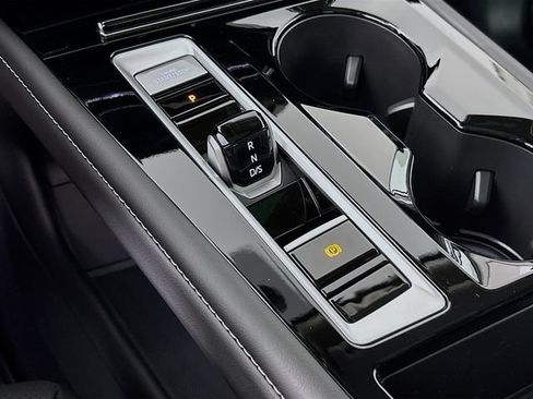 New 2026 Volkswagen Atlas SEL Premium R-Line AWD/4WD image 18