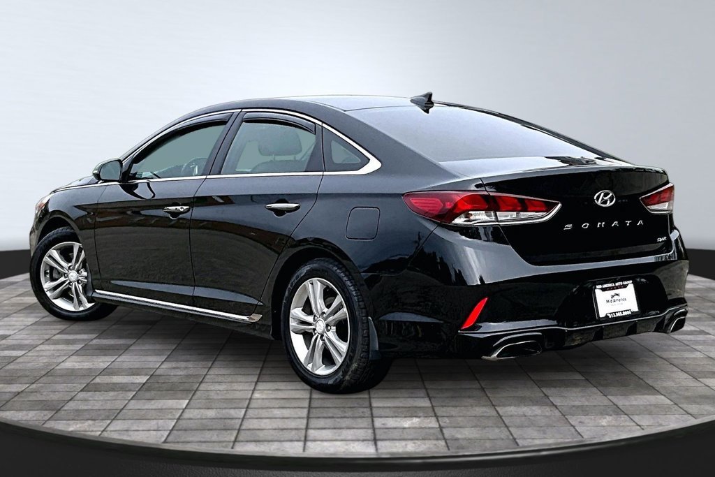 Used 2018 Hyundai Sonata Sport w/ Winter Weather Package FWD image 13