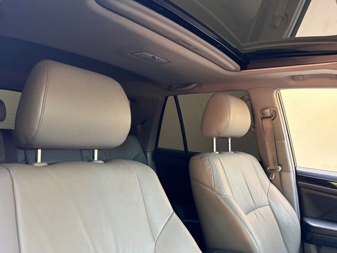 Used 2009 Toyota 4Runner Limited AWD/4WD image 25