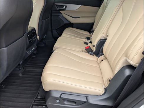 Used 2022 Acura MDX SH-AWD w/ Technology Package image 12