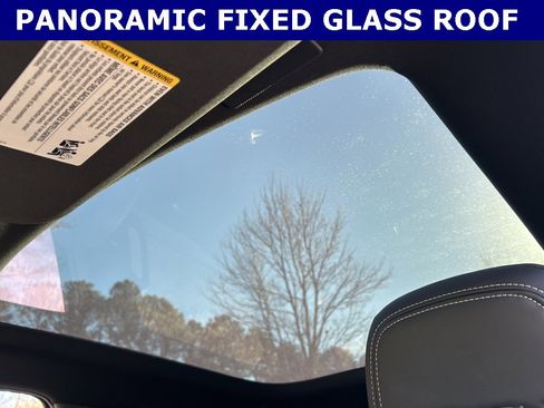 Used 2025 GMC Sierra EV Denali image 3