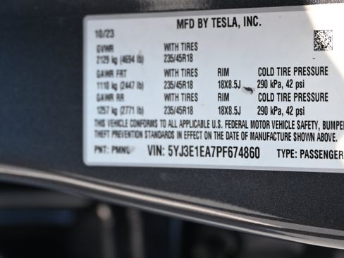Used 2023 Tesla Model 3 Standard Range RWD image 23