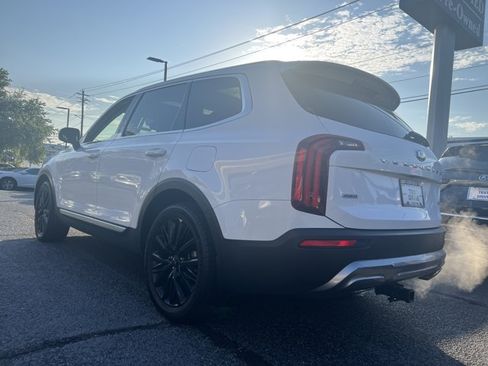 Used 2021 Kia Telluride SX w/ SX Prestige Package AWD/4WD image 3
