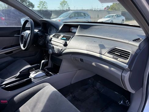 Used 2009 Honda Accord EX image 19