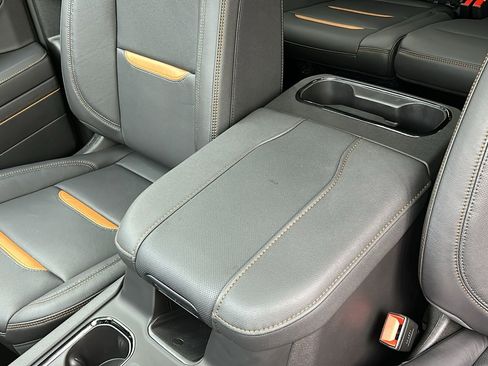 Used 2025 GMC Sierra 1500 AT4 w/ AT4 Premium Package image 26