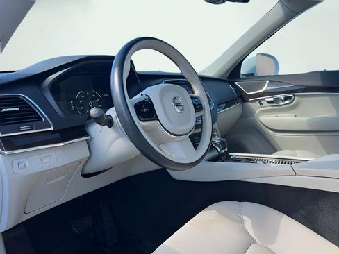 Used 2019 Volvo XC90 T5 Momentum w/ Protection Package Premier image 67