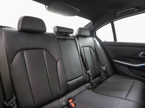 Certified 2025 BMW 330i xDrive Sedan image 27