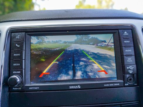 Used 2011 Jeep Grand Cherokee 70th Anniversary AWD/4WD image 14