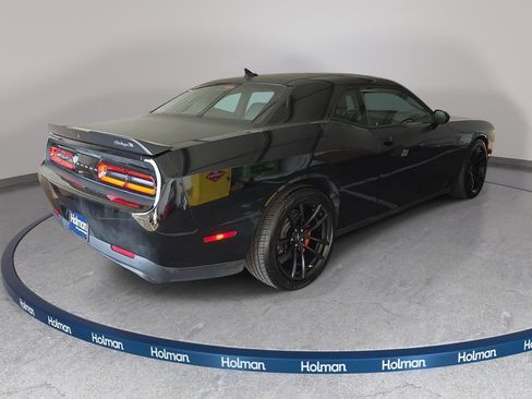 Used 2018 Dodge Challenger T/A image 5